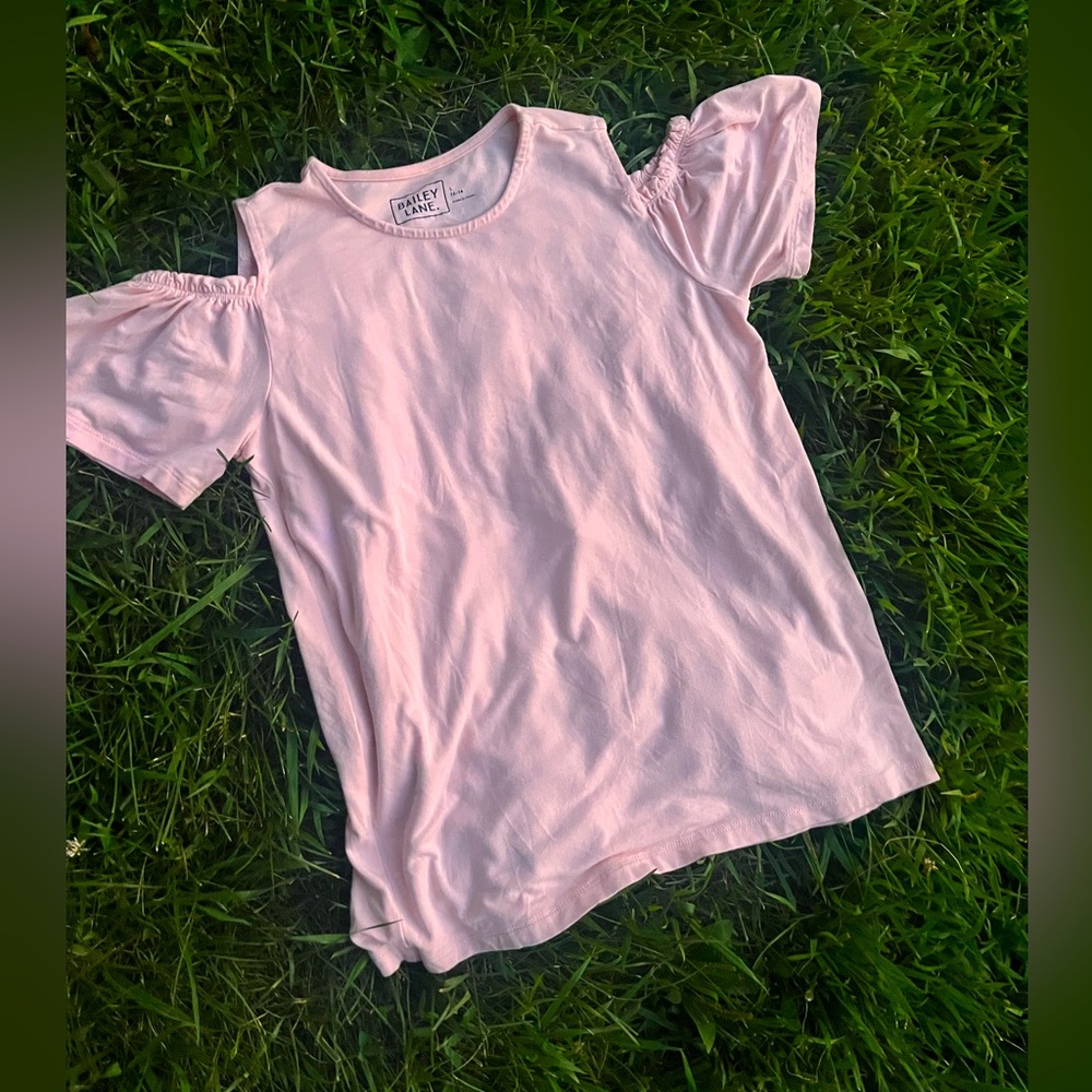 Bailey Lane Girls' Light Pink Cold-Shoulder Short-Sleeved Tee 12-14 Large NWOT